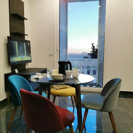 Vomero Guest House Napels Buitenkant foto